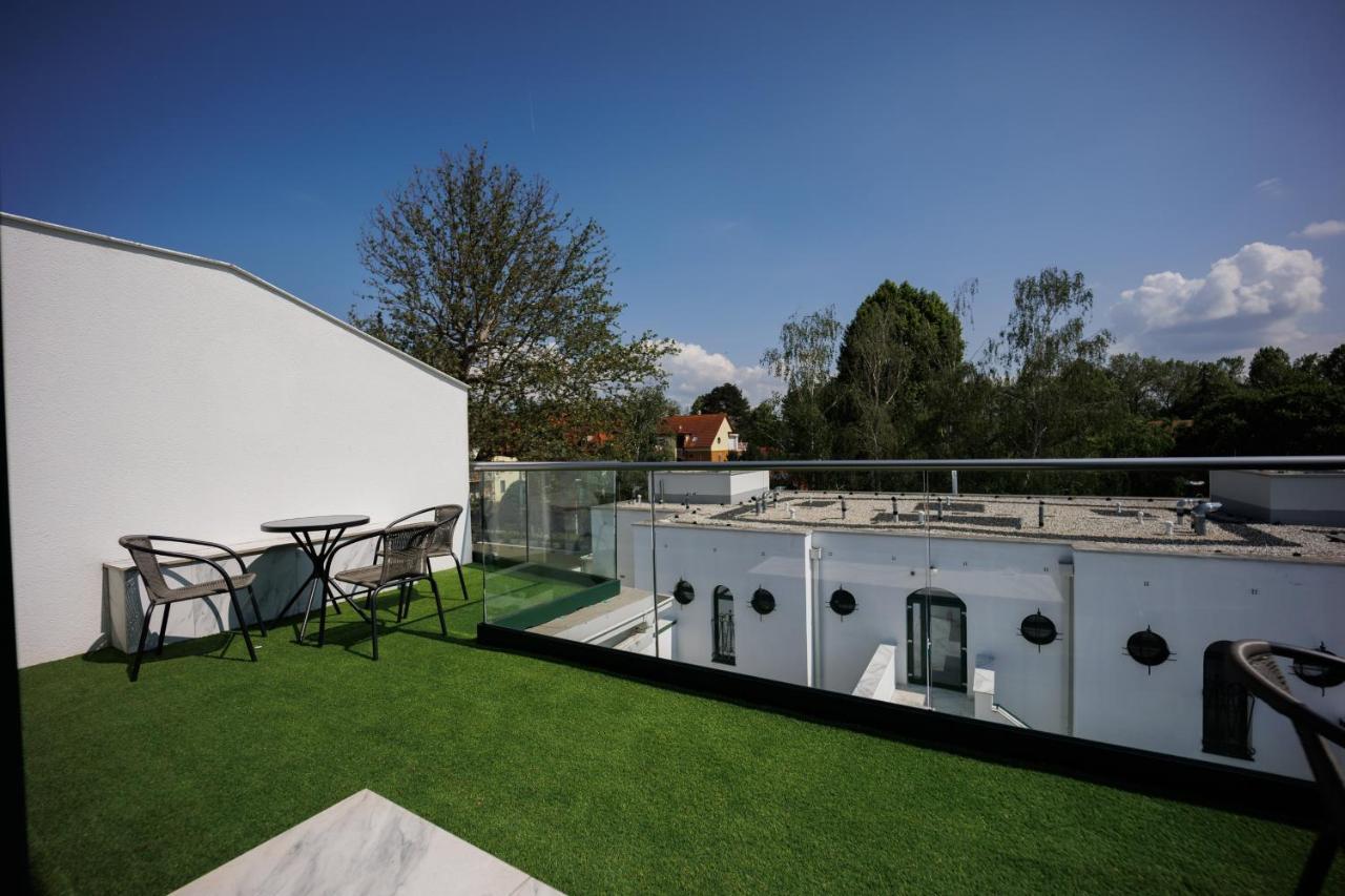 Villa Bauhaus Wellness Apartments 207 - Petiteplage シオーフォク エクステリア 写真